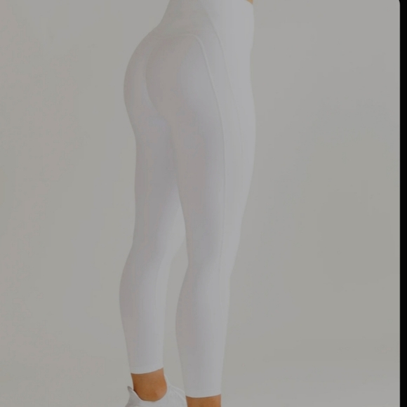 Alphalete Pulse Leggings - Picture 1 of 5